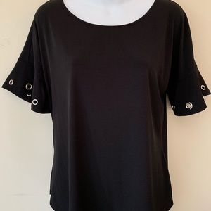 NY&C Top with grommet detail sleeves